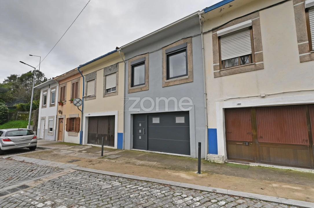 Moradia T2 para Venda em Campanhã Foto 3