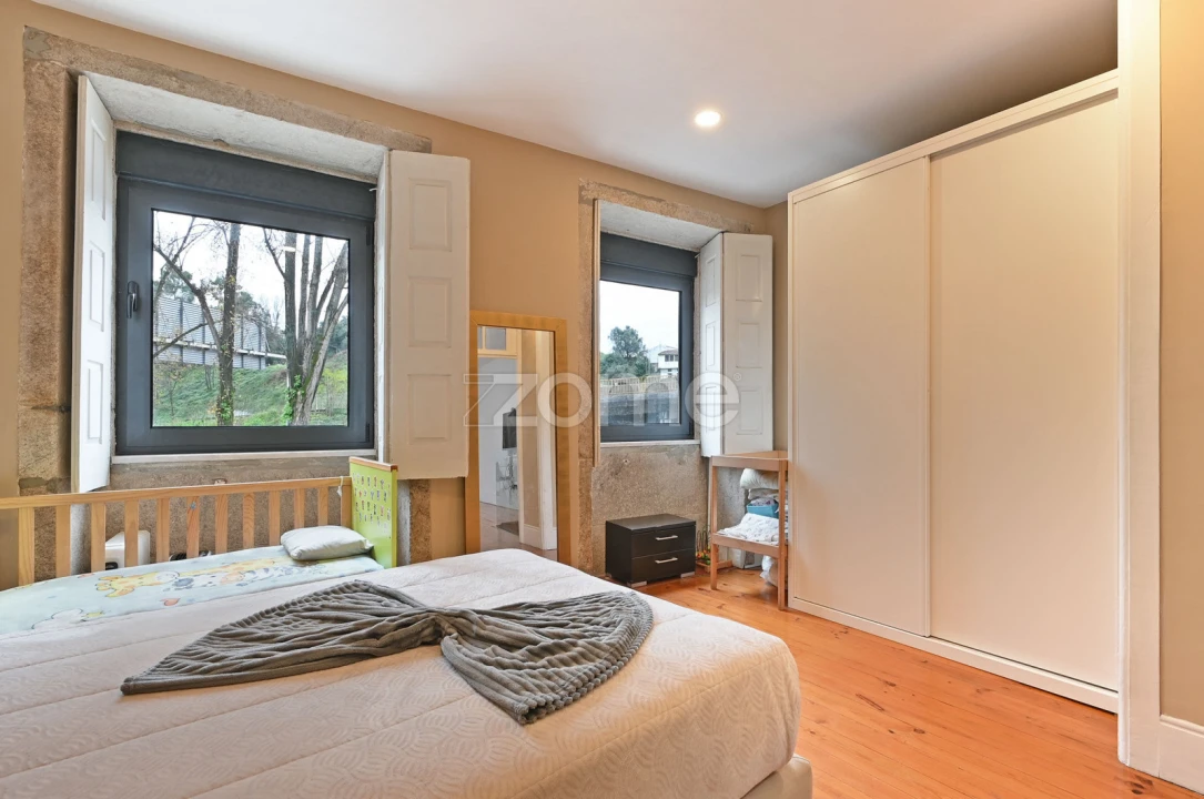 Moradia T2 para Venda em Campanhã Foto 1