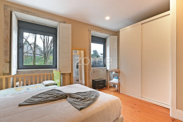 Moradia T2 para Venda em Campanhã Foto 1