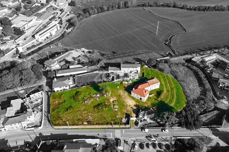 Moradia T3 para Venda em Gondifelos, Cavalões e Outiz Foto 17