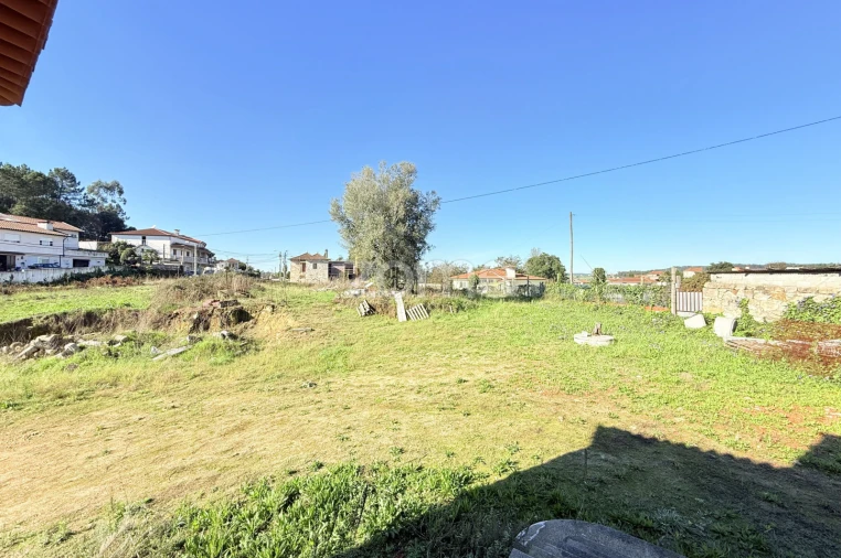 Moradia T3 para Venda em Gondifelos, Cavalões e Outiz Foto 19