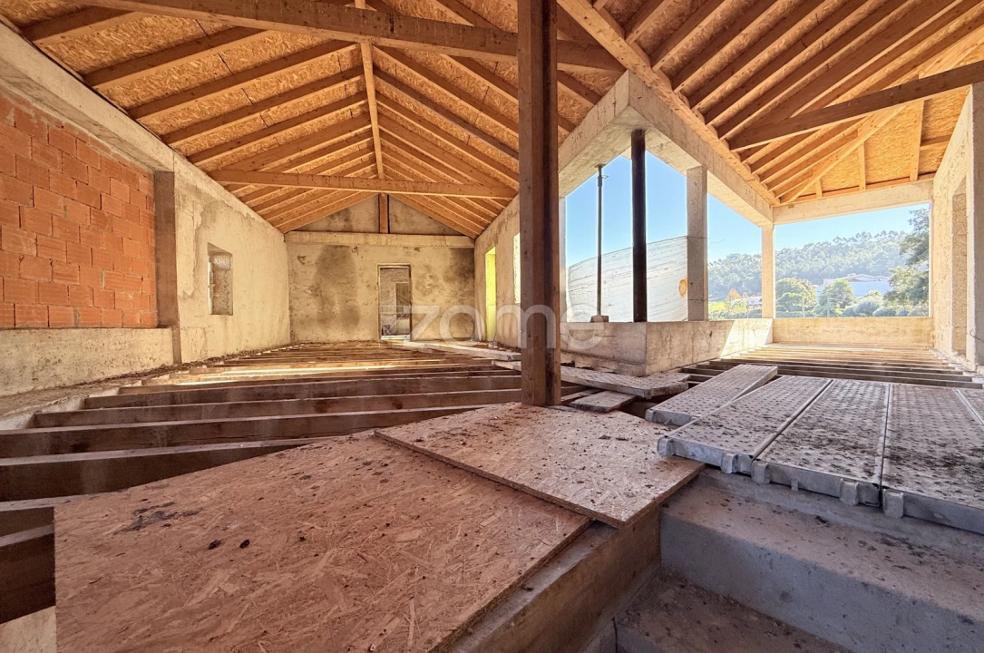 Moradia T3 para Venda em Gondifelos, Cavalões e Outiz Foto 3