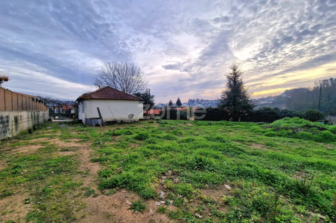 Moradia T3 para Venda em Lodares Foto 13