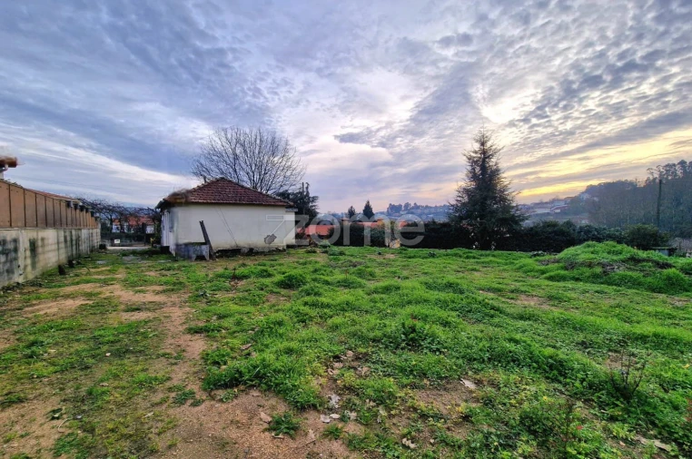 Moradia T3 para Venda em Lodares Foto 13