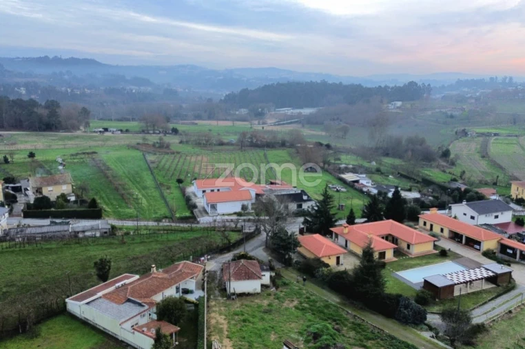 Moradia T3 para Venda em Lodares Foto 20