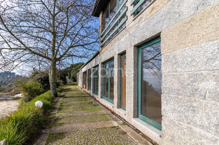 Quinta T3 para Venda em Loivos da Ribeira e Tresouras Foto 3
