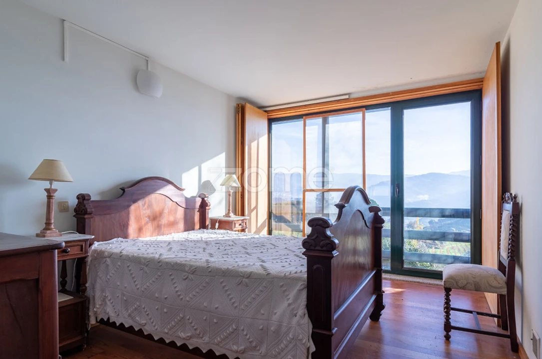 Quinta T3 para Venda em Loivos da Ribeira e Tresouras Foto 7