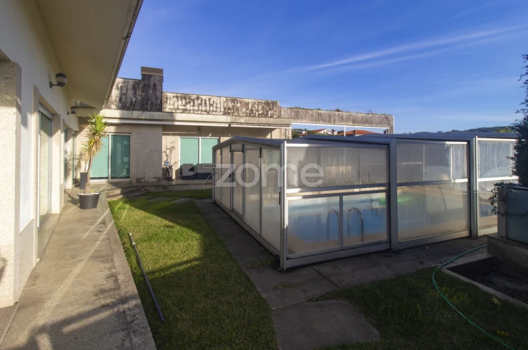 Moradia T4 para Venda em São Vitor (Braga) Foto 37