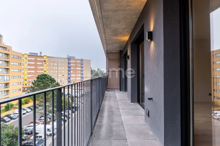 Apartamento T1 para Venda em Vilar de Andorinho Foto 5