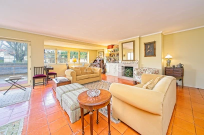 Apartamento T4 para Venda em Ramalde