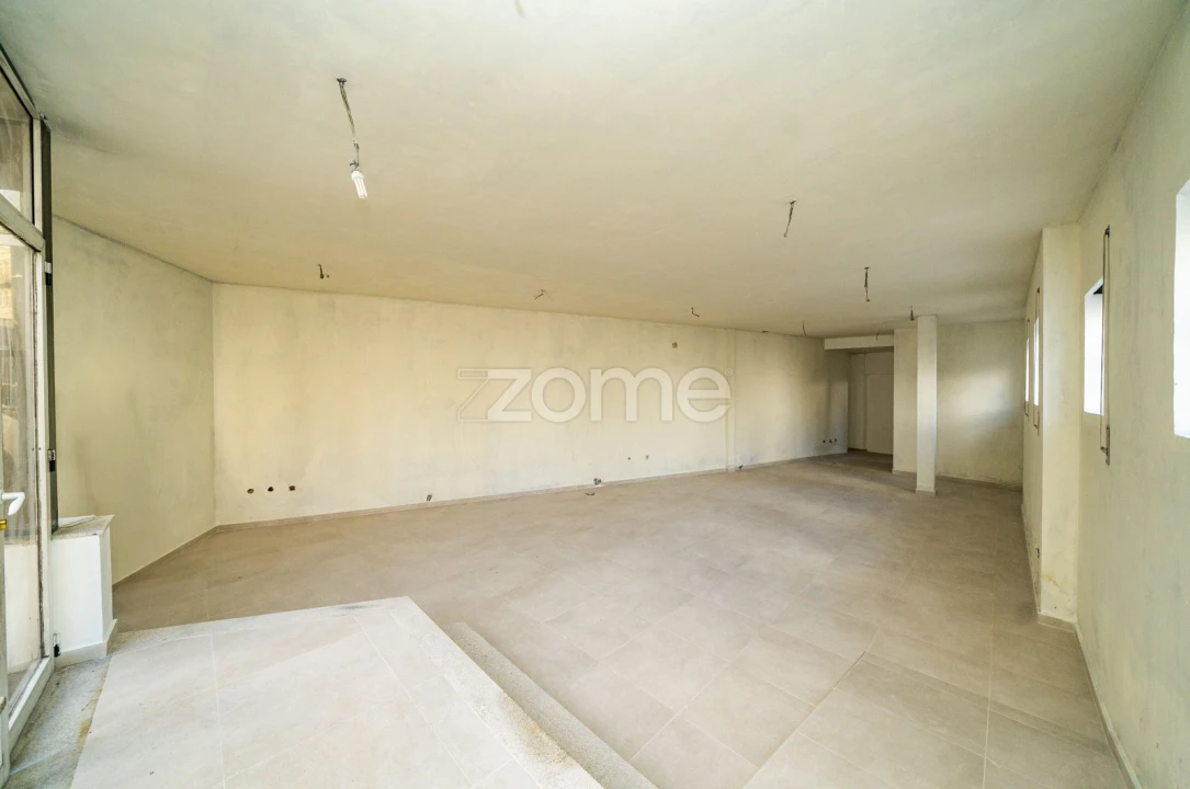 Negócio para Arrendamento em Braga (Maximinos, Sé e Cividade) Foto 9