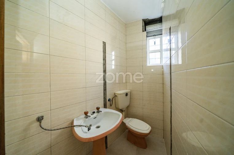 Negócio para Arrendamento em Braga (Maximinos, Sé e Cividade) Foto 14