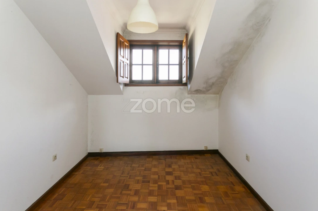 Apartamento T2 para Venda em Azurara Foto 17