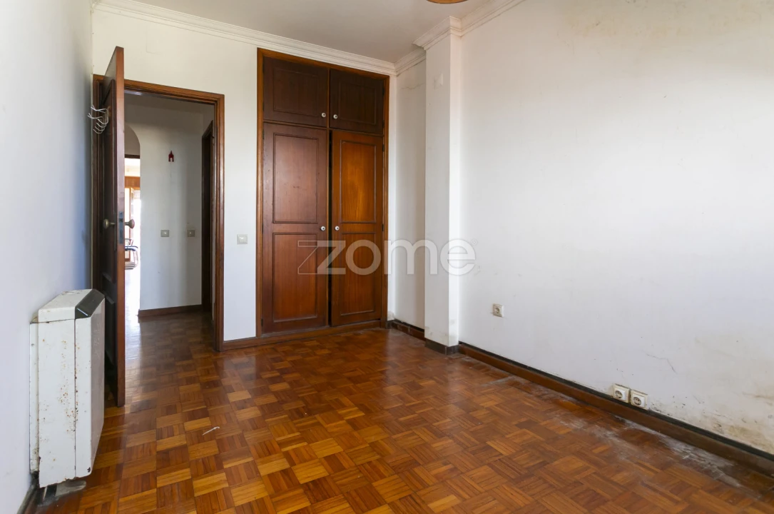 Apartamento T2 para Venda em Azurara Foto 18