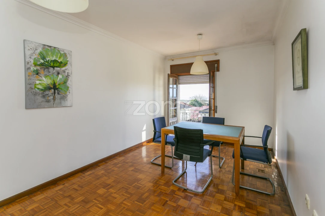 Apartamento T2 para Venda em Azurara Foto 11