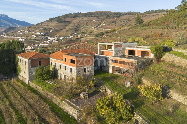 Quinta T13 para Venda em Oliveira Foto 3