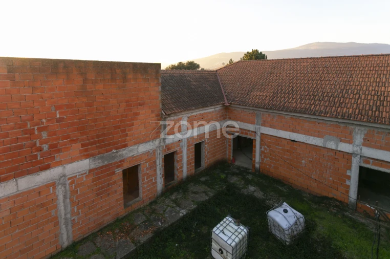 Quinta T13 para Venda em Oliveira Foto 31