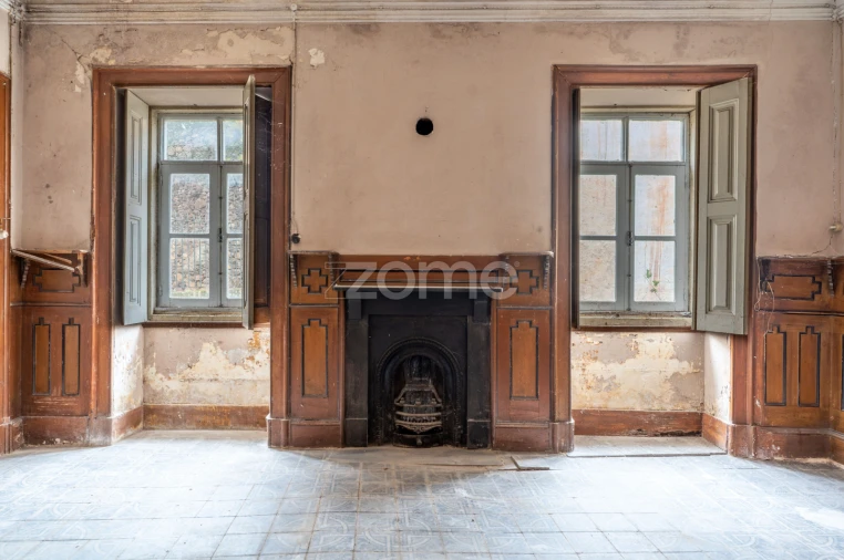 Prédio para Venda em Torre de Moncorvo Foto 16