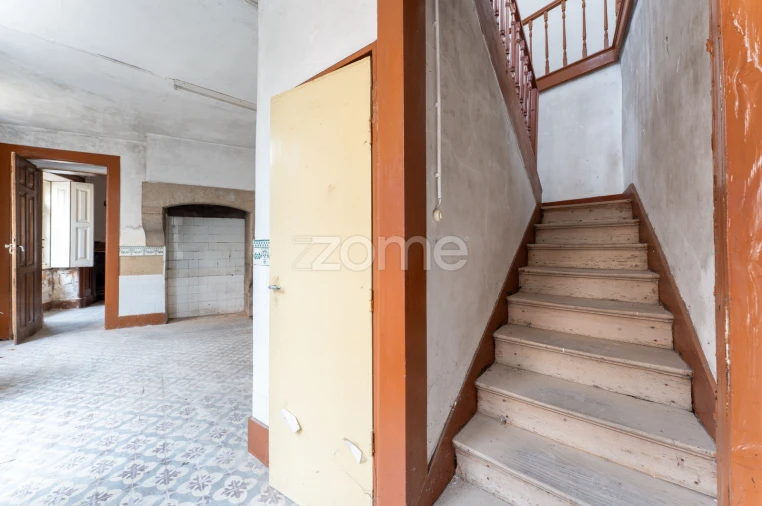 Prédio para Venda em Torre de Moncorvo Foto 20