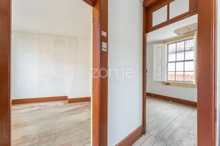 Prédio para Venda em Torre de Moncorvo Foto 21