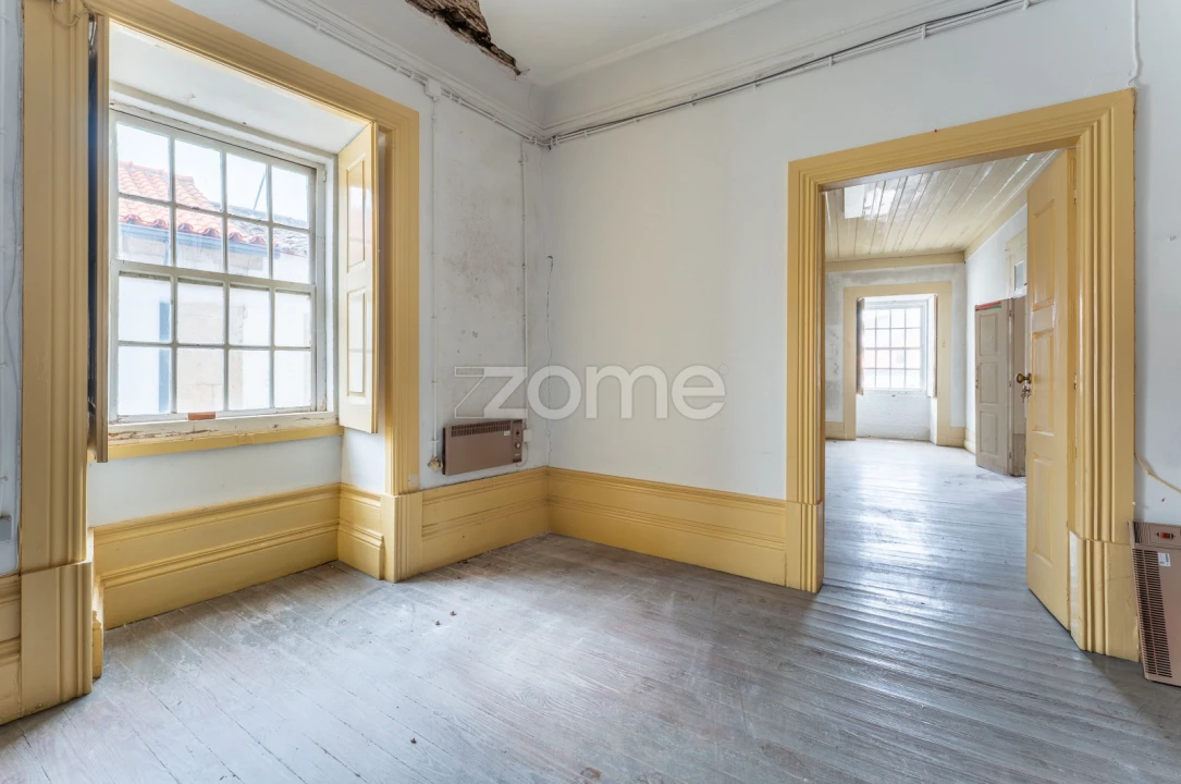 Prédio para Venda em Torre de Moncorvo Foto 5