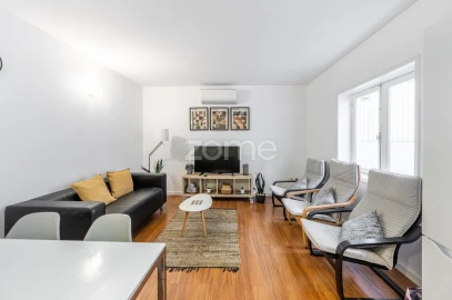 Moradia T6 para Venda em Paranhos
