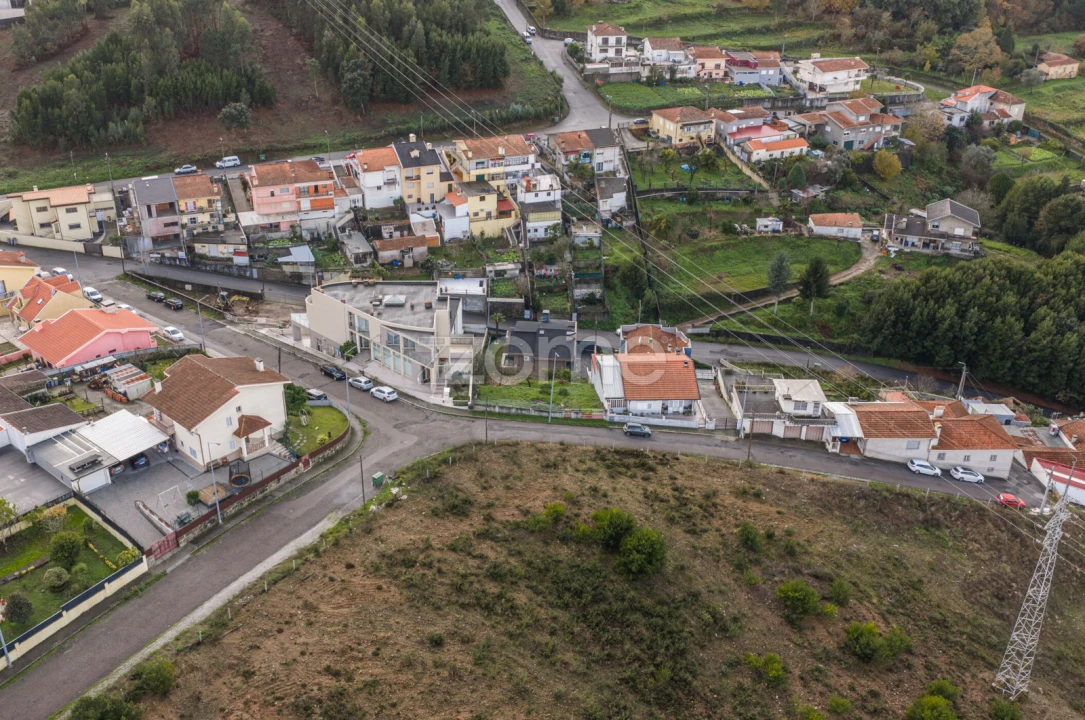 Terreno para Venda em Pedroso e Seixezelo Foto 3