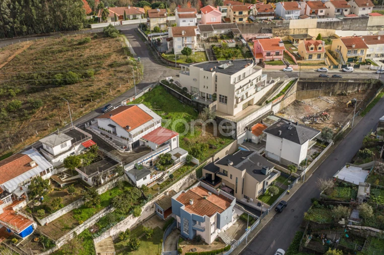 Terreno para Venda em Pedroso e Seixezelo Foto 14
