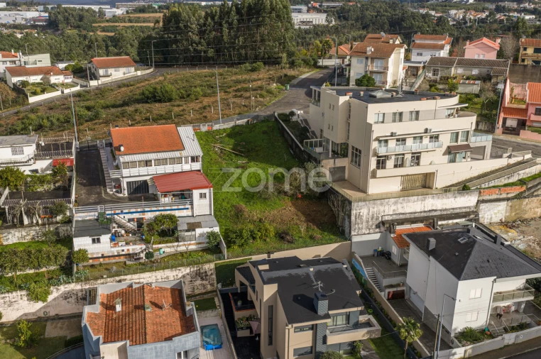 Terreno para Venda em Pedroso e Seixezelo Foto 16