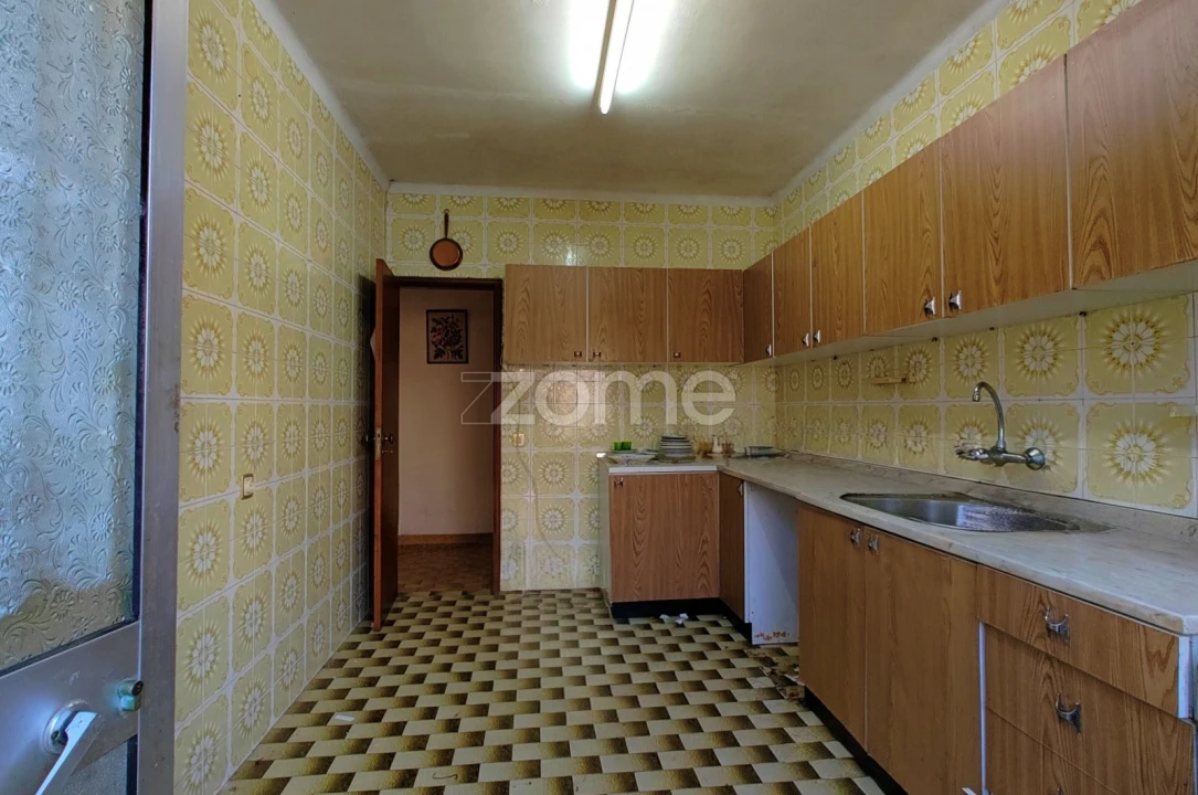 Moradia T6 para Venda em Gondomar (São Cosme), Valbom e Jovim Foto 10