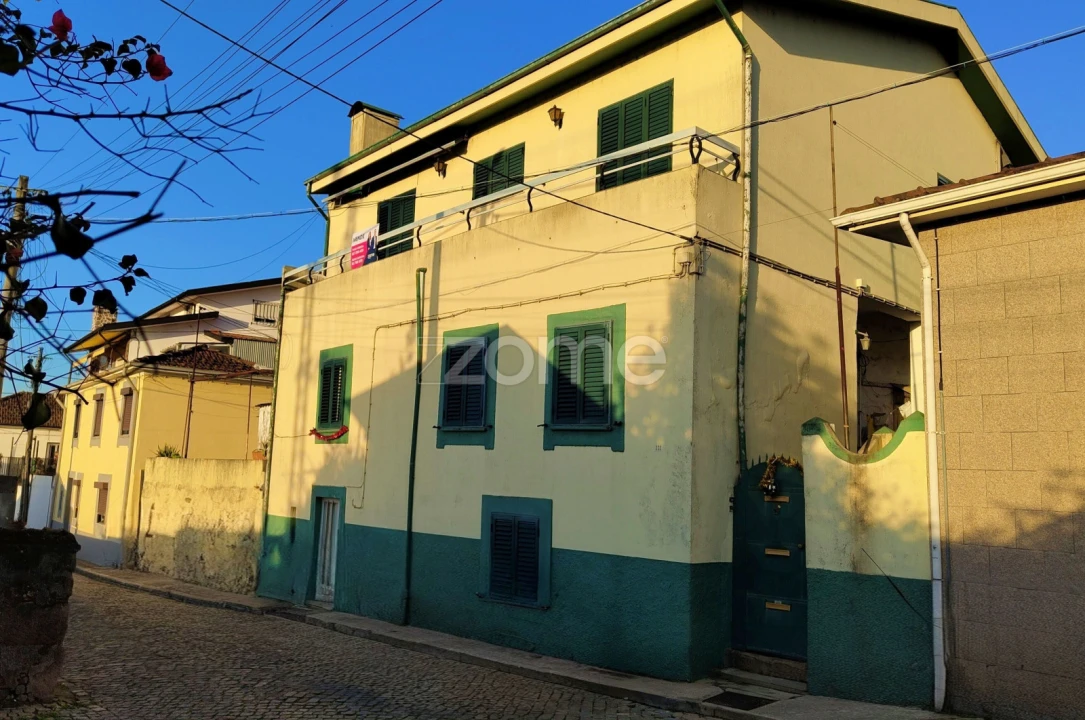 Moradia T6 para Venda em Gondomar (São Cosme), Valbom e Jovim Foto 4