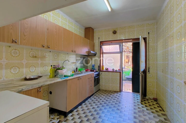 Moradia T6 para Venda em Gondomar (São Cosme), Valbom e Jovim Foto 9