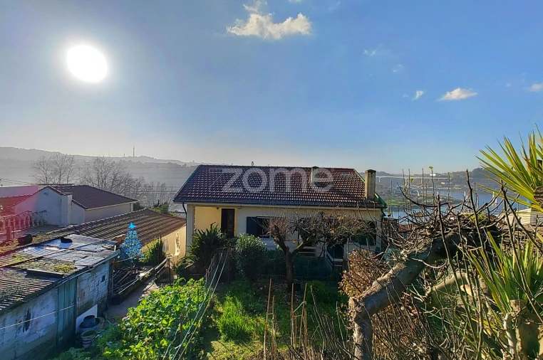 Moradia T6 para Venda em Gondomar (São Cosme), Valbom e Jovim Foto 19