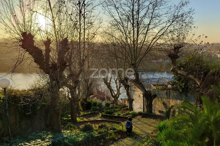 Moradia T6 para Venda em Gondomar (São Cosme), Valbom e Jovim Foto 22