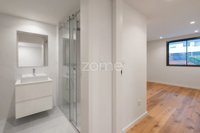 Apartamento T1 para Arrendamento em Santa Marinha e São Pedro da Afurada Foto 10