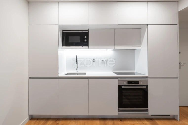 Apartamento T1 para Arrendamento em Santa Marinha e São Pedro da Afurada Foto 5