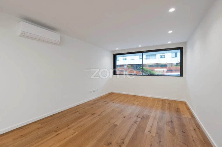 Apartamento T1 para Arrendamento em Santa Marinha e São Pedro da Afurada Foto 3