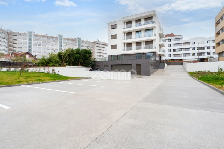 Apartamento T1 para Arrendamento em Santa Marinha e São Pedro da Afurada Foto 19