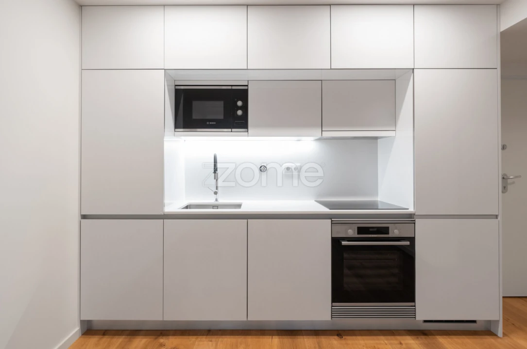 Apartamento T1 para Arrendamento em Santa Marinha e São Pedro da Afurada Foto 5