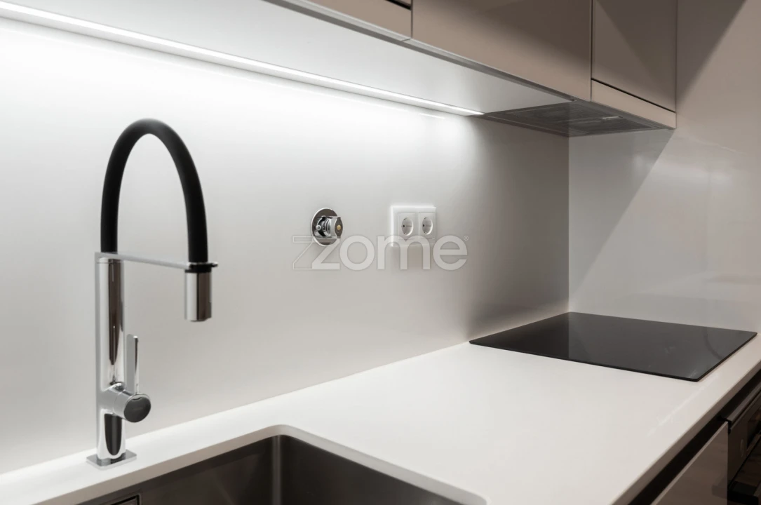 Apartamento T1 para Arrendamento em Santa Marinha e São Pedro da Afurada Foto 8