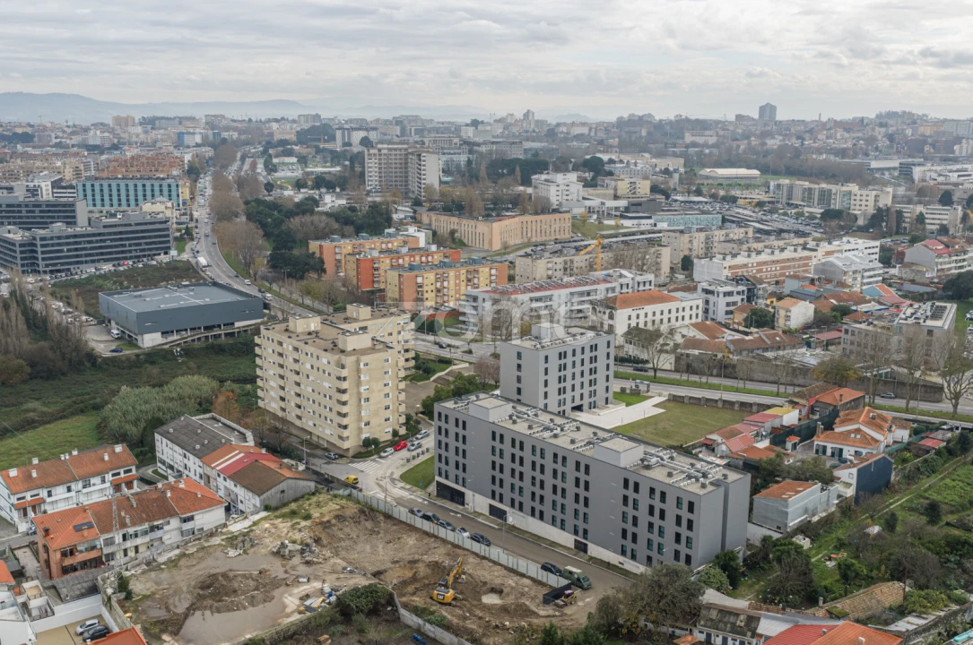 Apartamento T1 para Arrendamento em Paranhos Foto 28