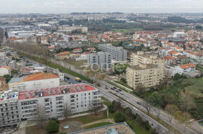 Apartamento T1 para Arrendamento em Paranhos