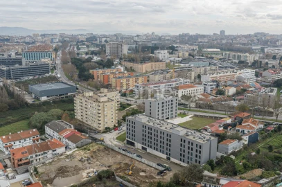 Apartamento T1 para Arrendamento em Paranhos