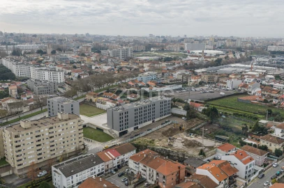 Apartamento T1 para Arrendamento em Paranhos
