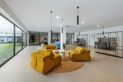Apartamento T1 para Arrendamento em Paranhos