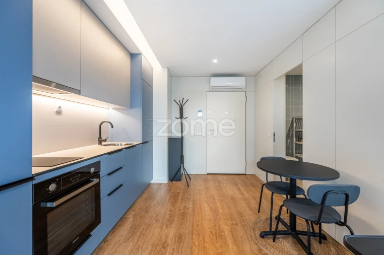Apartamento T1 para Arrendamento em Paranhos Foto 11