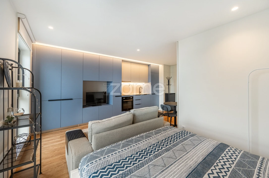 Apartamento T1 para Arrendamento em Paranhos Foto 8