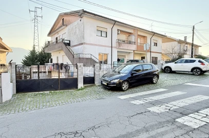 Moradia T5 para Venda em Nogueira, Fraião e Lamaçães