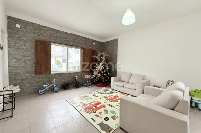 Moradia T5 para Venda em Nogueira, Fraião e Lamaçães