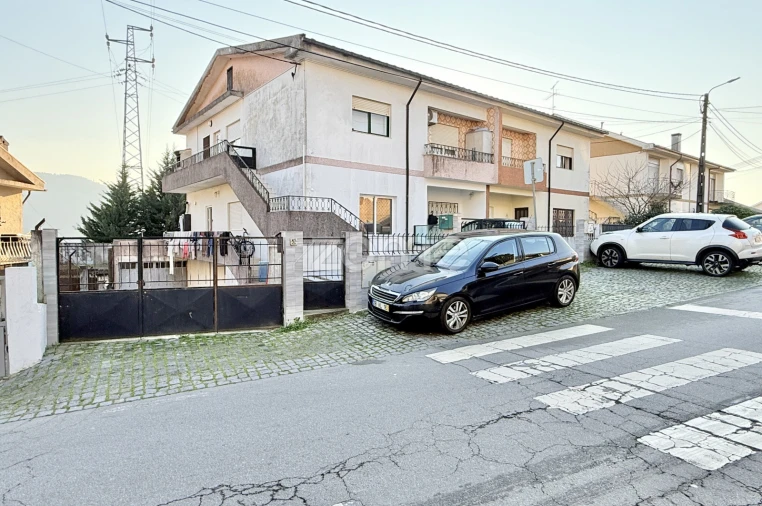 Moradia T5 para Venda em Nogueira, Fraião e Lamaçães Foto 17